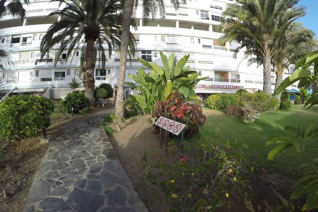 Studio Apartment La Lajilla Located At Beachfront Arguineguin Exterior foto
